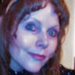 Meet your Posher, Adrienne